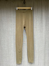 Load image into Gallery viewer, Organic Hemp Stretch Fitted Leggings Pre-order
