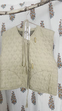 Load and play video in Gallery viewer, Wolf Vest (ladies) *Ready to Ship*

